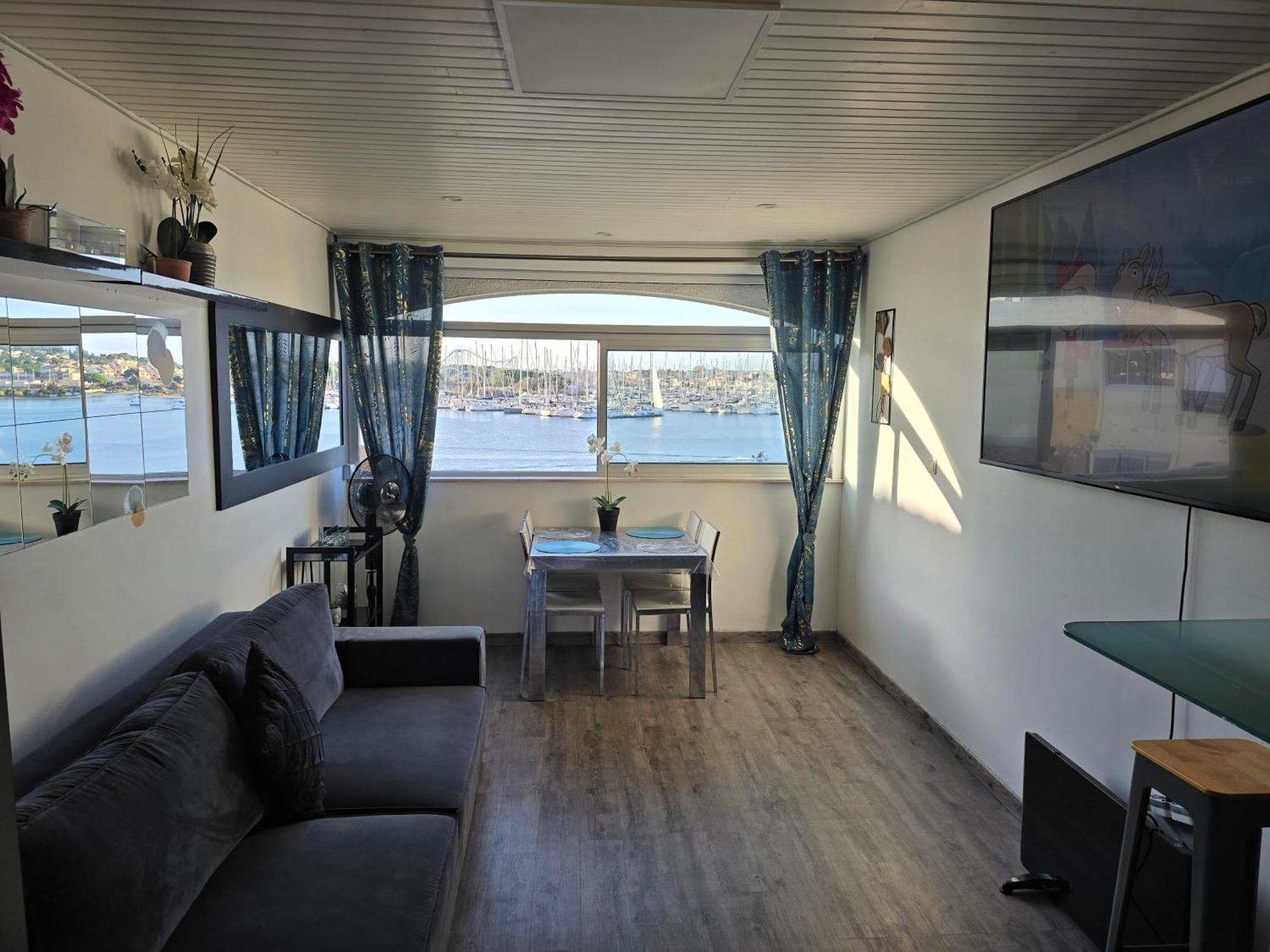 île Paradise Vue Lagon Agde