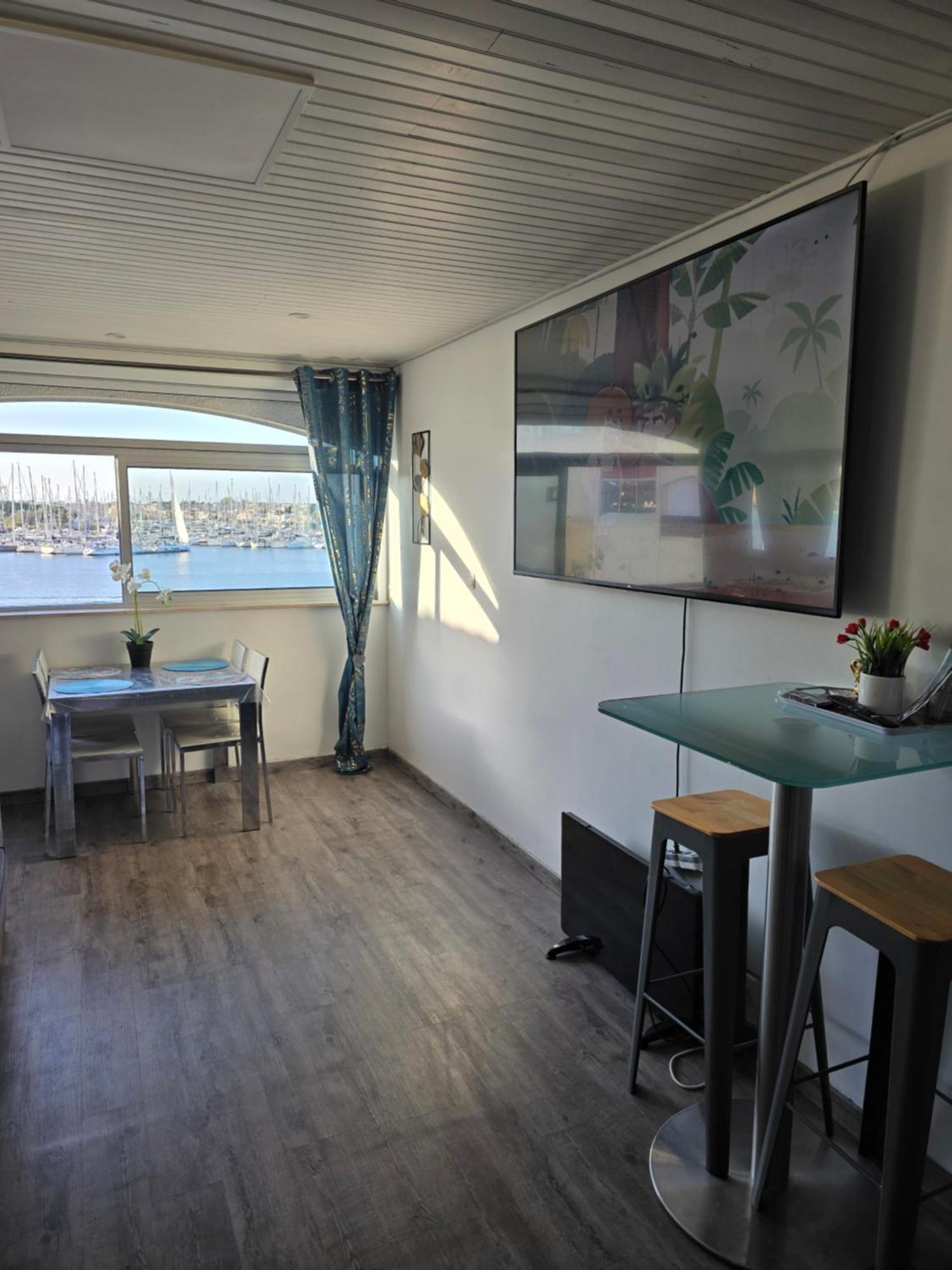 46 Ile Paradise Vue Port * Agde